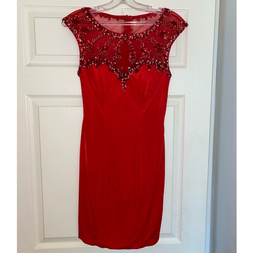 Short formal dress
